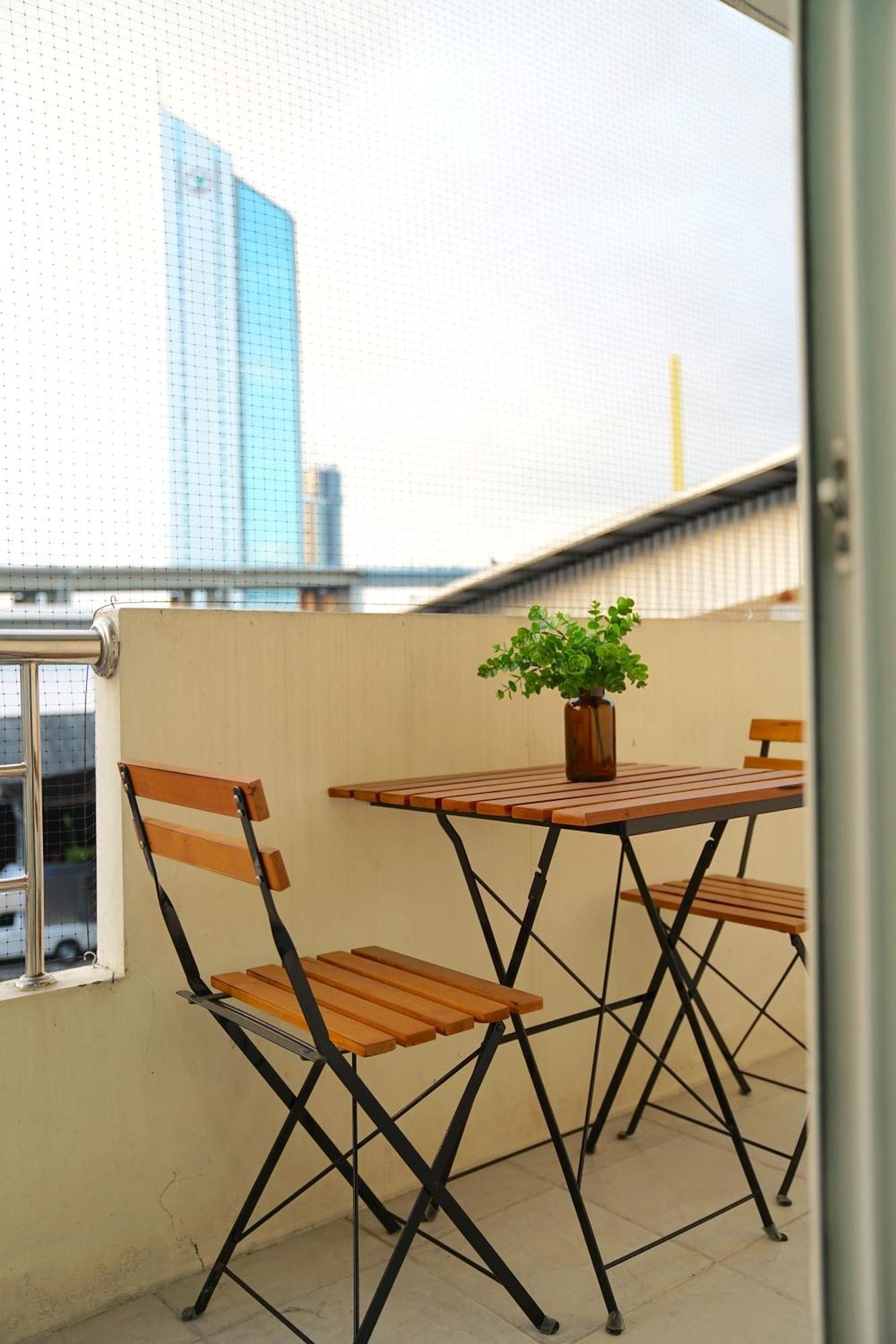 The View Residence Bangkok Buitenkant foto