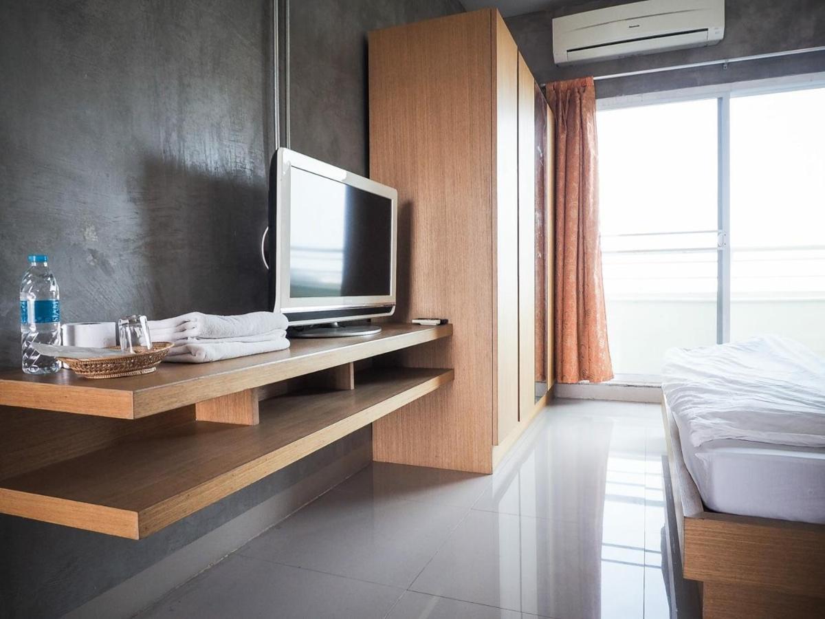 The View Residence Bangkok Buitenkant foto