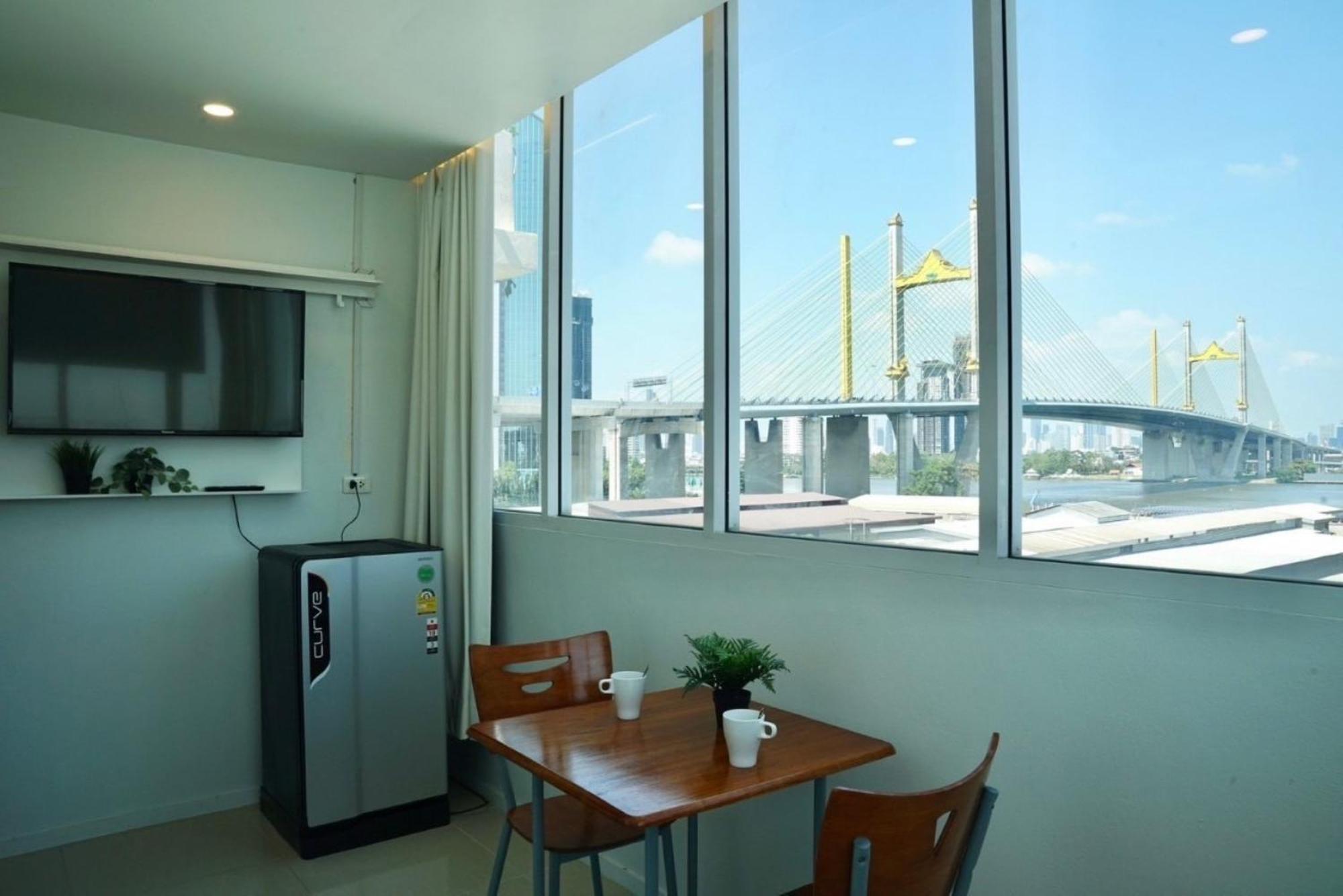 The View Residence Bangkok Buitenkant foto